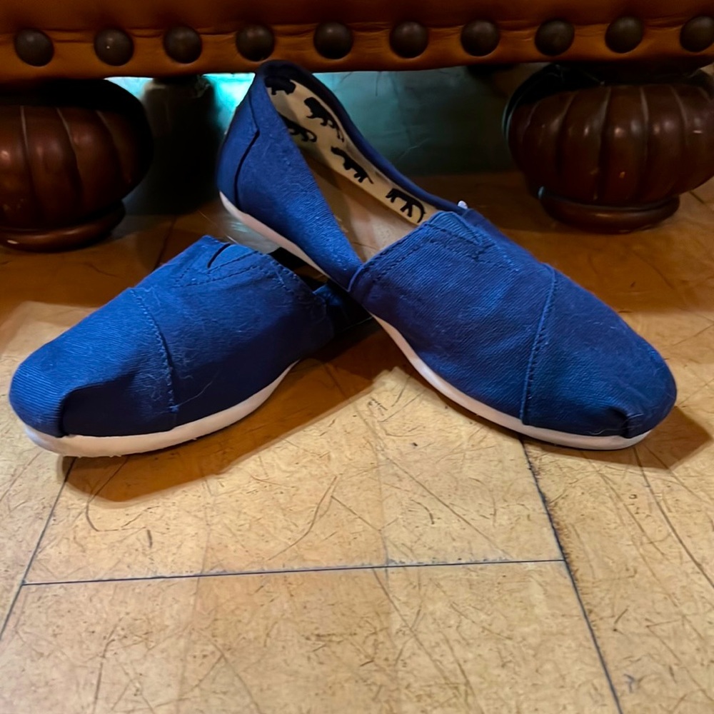 Navy Tom’s